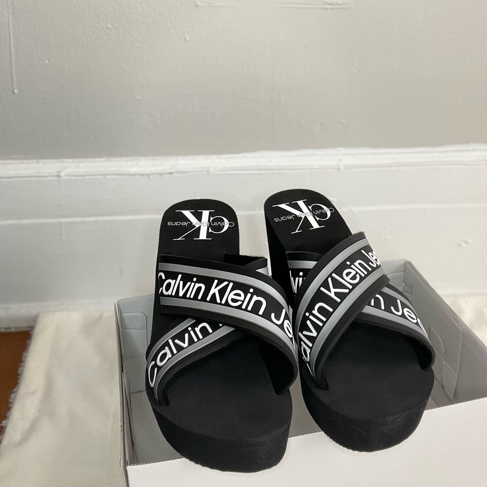 Size 6.5 Black/White Calvin Klein Wedge Sandals